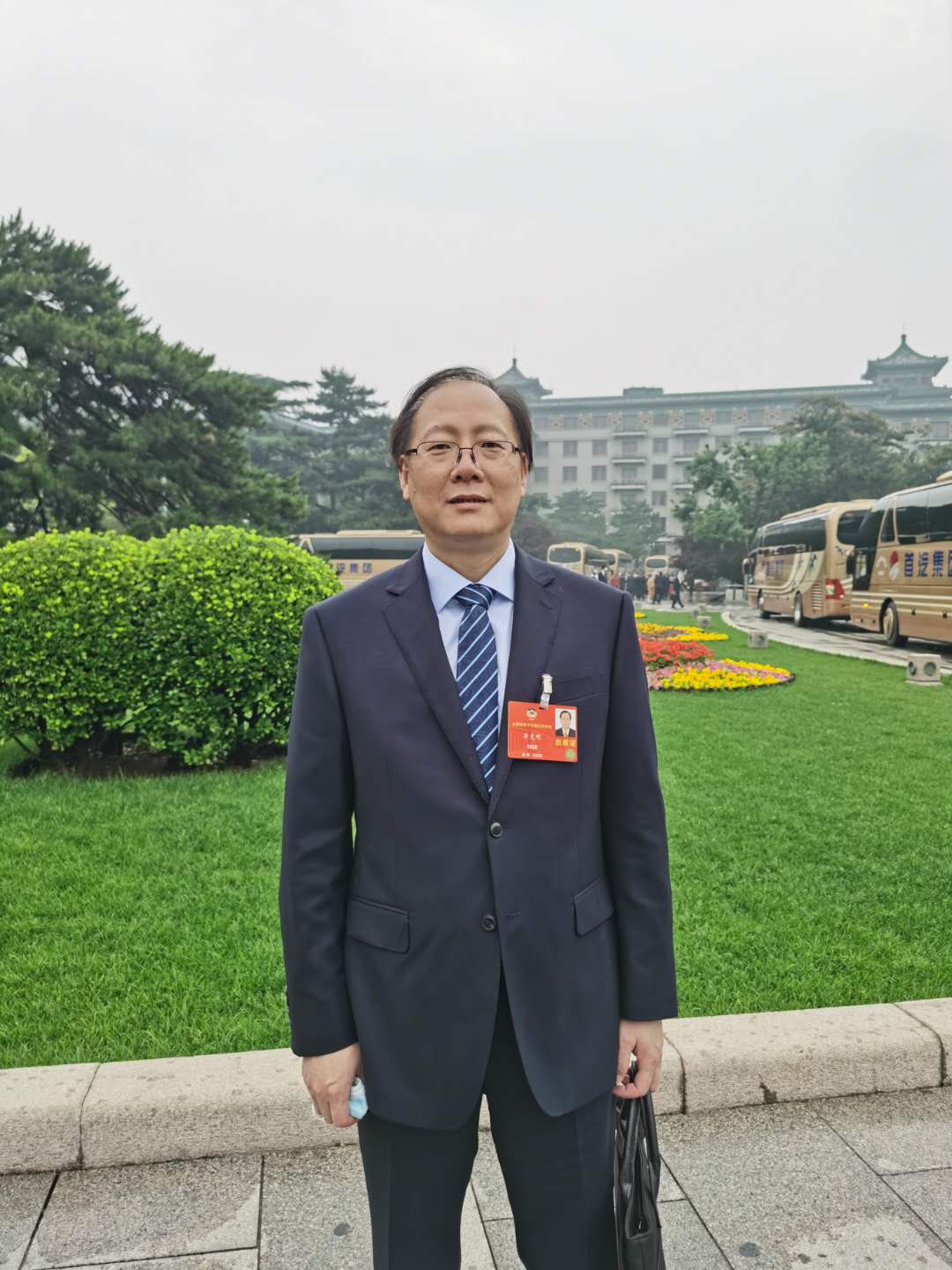 7.全国政协委员、荣耀体育在线手机版（大中国区）沈飞副总经理、总工程师李克明